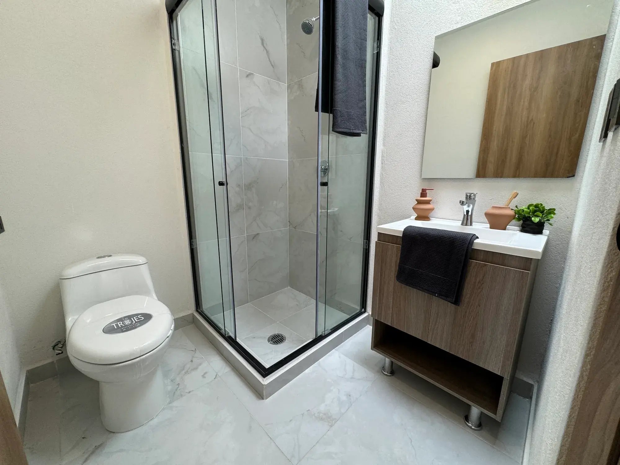 Fotografia de Casa de tres niveles <br><br> Modelo Citrino 5 de 9